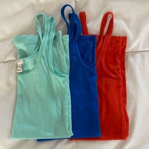 EUC J Crew Slim Perfect Tank Top, 3 tanks Sz Small